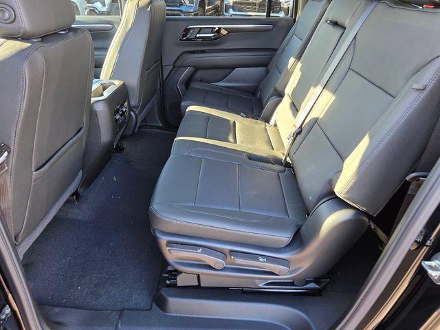 2026 Chevrolet Suburban LT - Photo 8