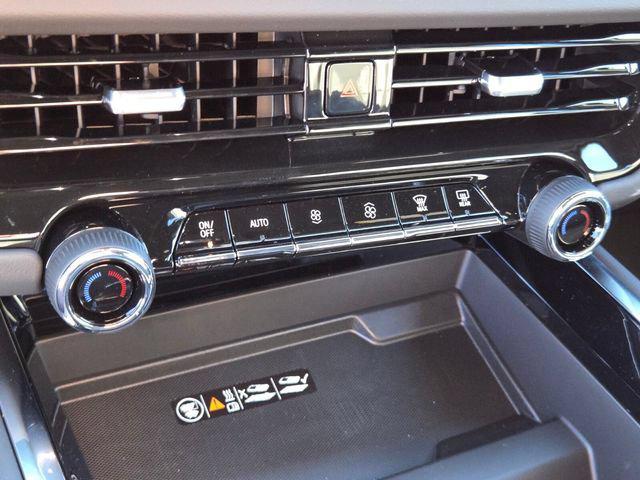 2026 Chevrolet Suburban LT - Photo 14