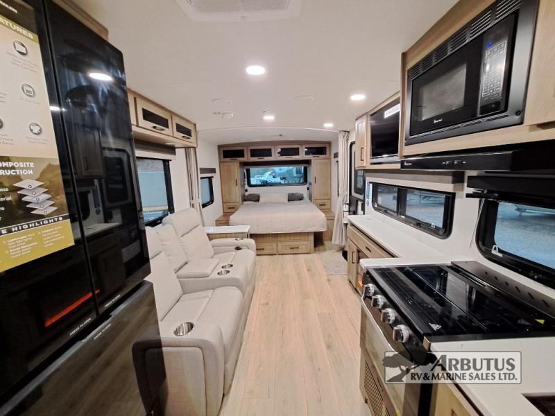 2027 Forest River Rockwood Mini Lite 2524FBT TRAVEL TRAILER