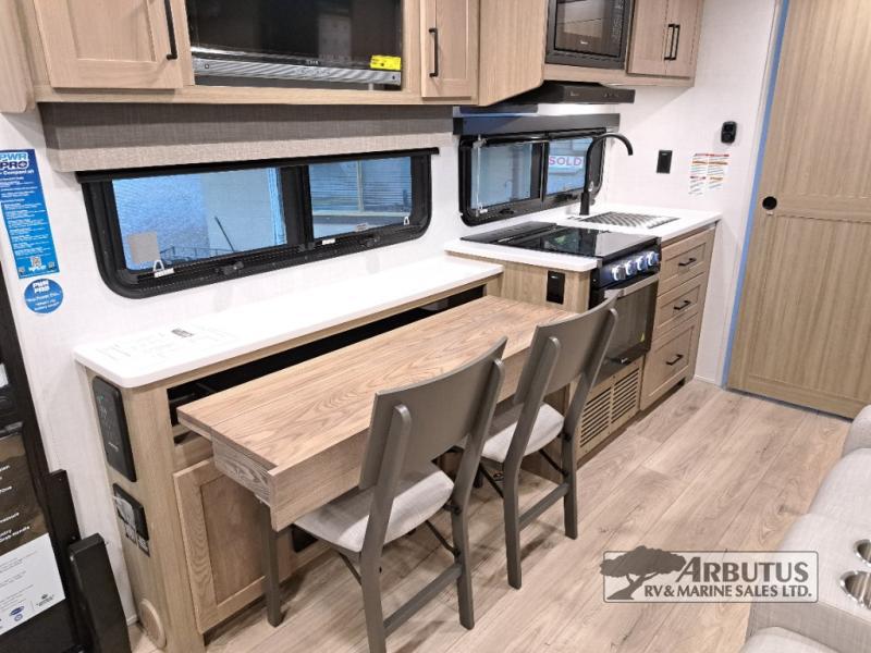 2027 Forest River Rockwood Mini Lite 2524FBT TRAVEL TRAILER