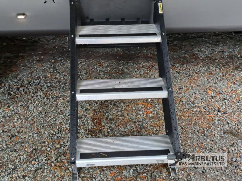2027 Forest River Rockwood Mini Lite 2524FBT TRAVEL TRAILER
