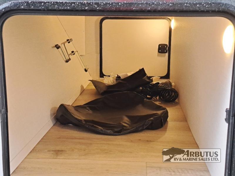 2027 Forest River Rockwood Mini Lite 2524FBT TRAVEL TRAILER
