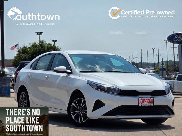 2024 Kia Forte LXS for sale in Indianola, IA
