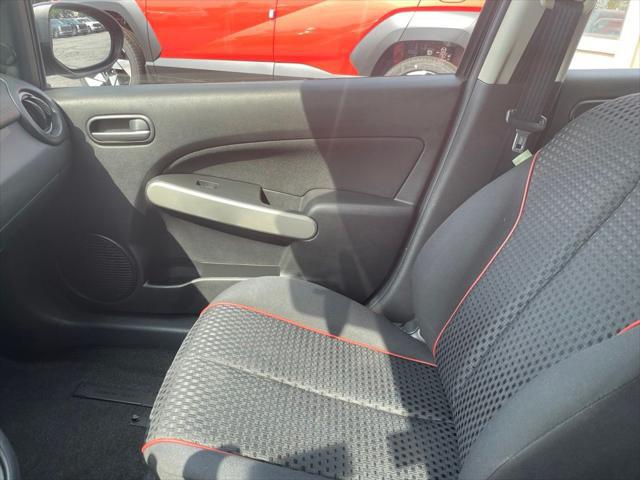 2011 Mazda Mazda2 Touring