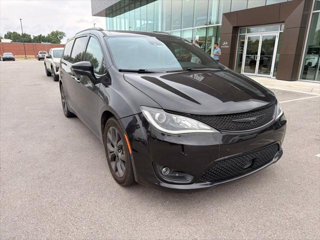 2020 Chrysler Pacifica 35th Anniversary Limited
