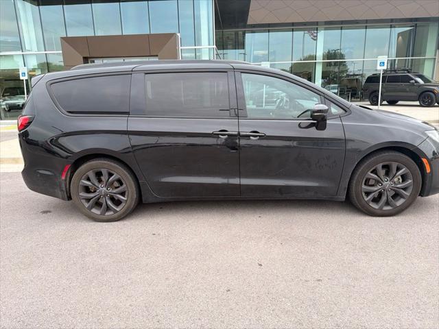 2020 Chrysler Pacifica 35th Anniversary Limited