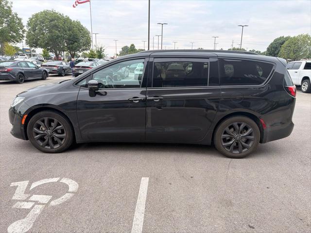2020 Chrysler Pacifica 35th Anniversary Limited