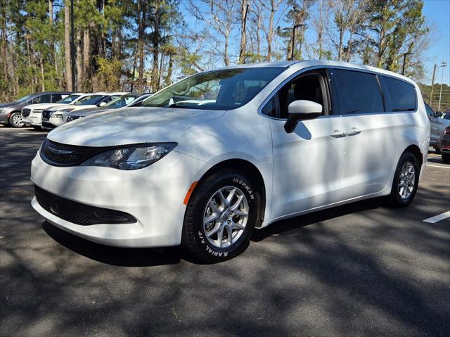 2022 Chrysler Voyager LX for sale in LITHIA SPRINGS, GA