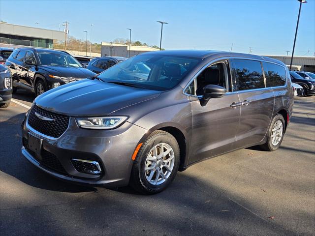 2023 Chrysler Pacifica Touring L for sale in LITHIA SPRINGS, GA