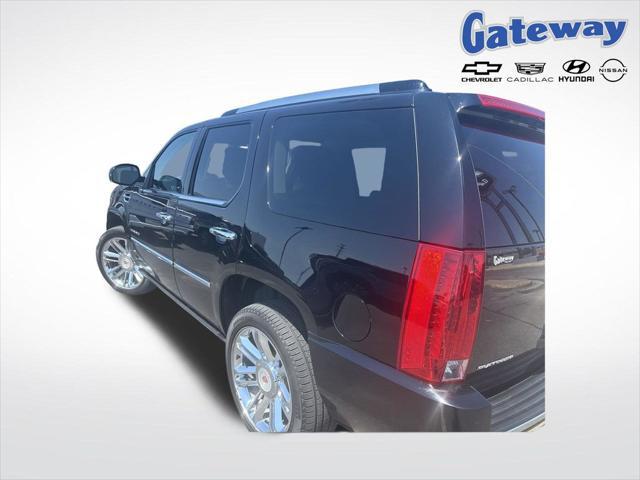 2013 Cadillac Escalade Platinum Edition for sale in FARGO, ND