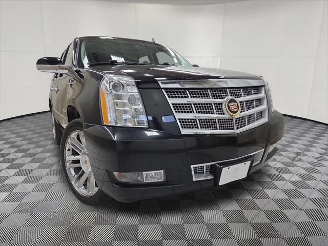 2013 Cadillac Escalade Platinum Edition