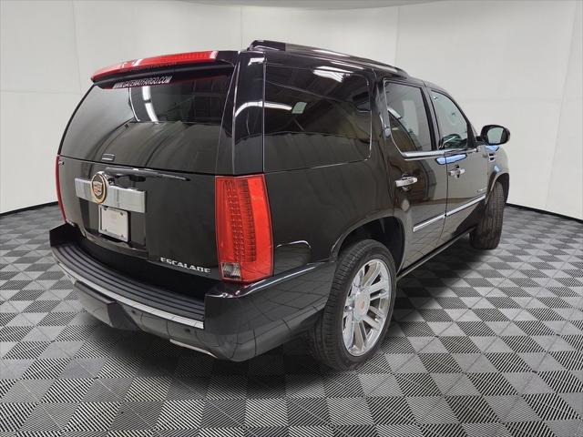 2013 Cadillac Escalade Platinum Edition