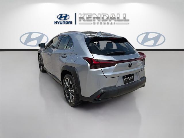 2025 Lexus 300 300h