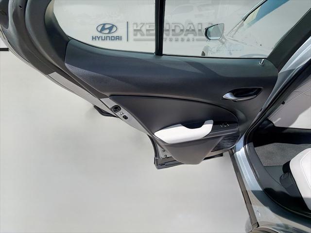 2025 Lexus 300 300h