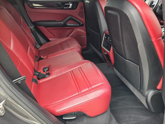 2021 Porsche Cayenne COUPE AWD