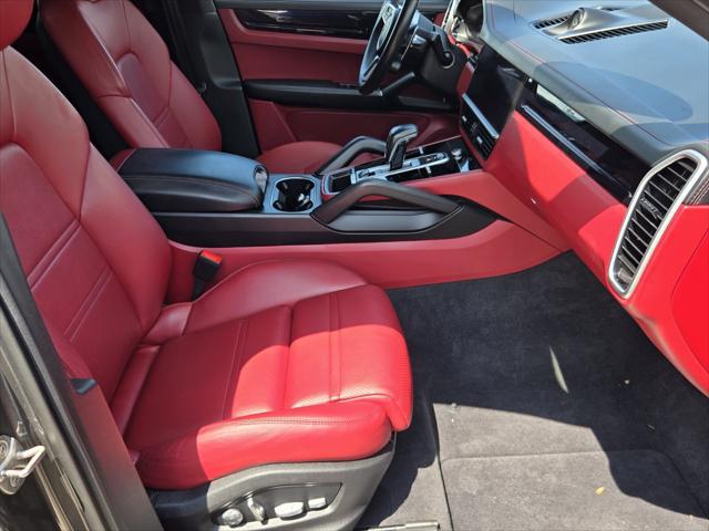 2021 Porsche Cayenne COUPE AWD