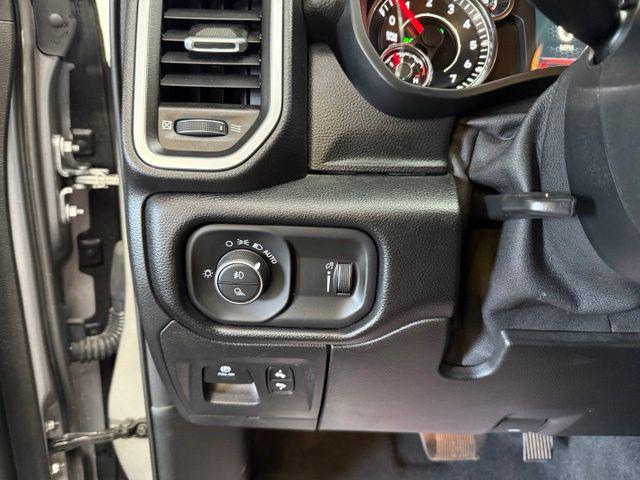 2021 Ram 1500 Big Horn Crew Cab 4x4 5'7" Box
