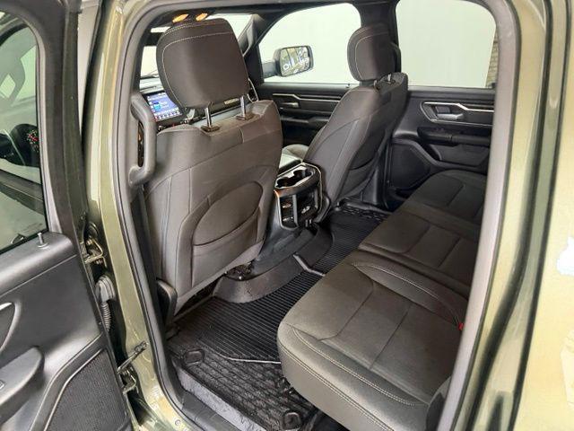 2021 Ram 1500 Big Horn Crew Cab 4x4 5'7" Box