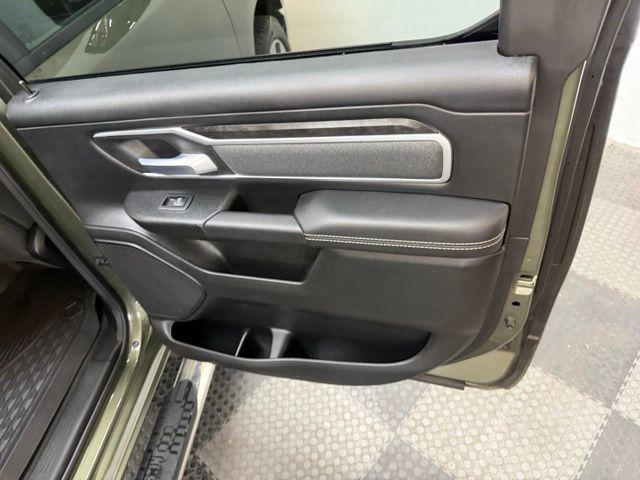 2021 Ram 1500 Big Horn Crew Cab 4x4 5'7" Box