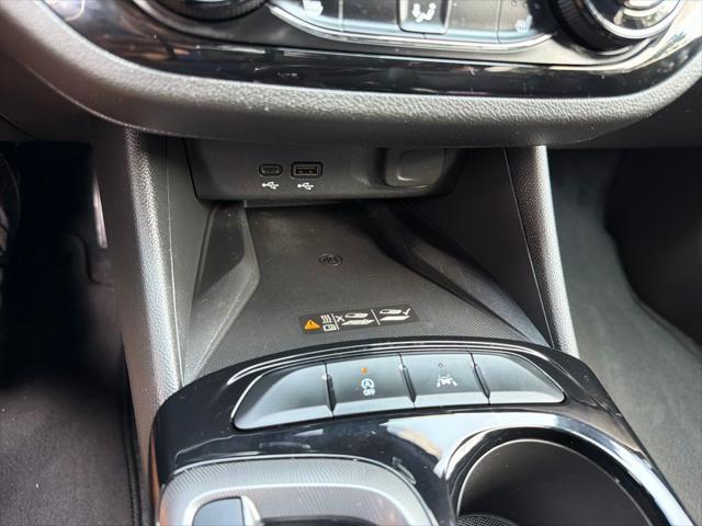 2024 Buick NV Sport Touring FWD