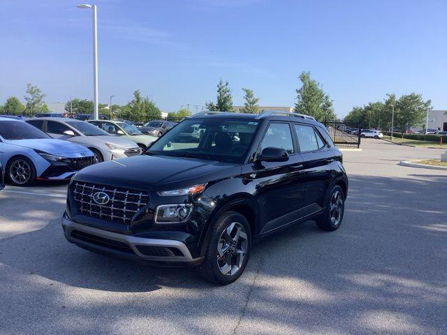2023 Hyundai Venue SEL for sale in AVON, IN