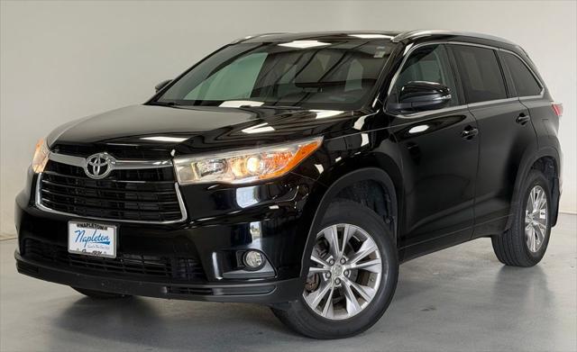 2014 Toyota Highlander XLE V6 for sale in AURORA, IL