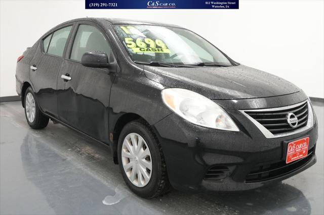 2013 Nissan Versa 1.6 SV for sale in WATERLOO, IA