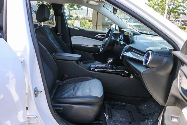 2024 Chevrolet Trax FWD LT