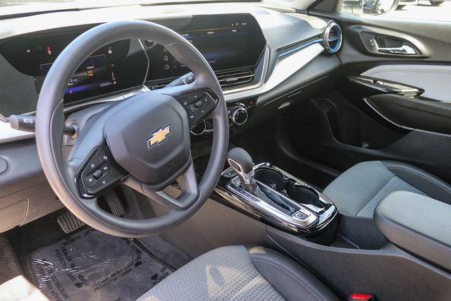 2024 Chevrolet Trax FWD LT