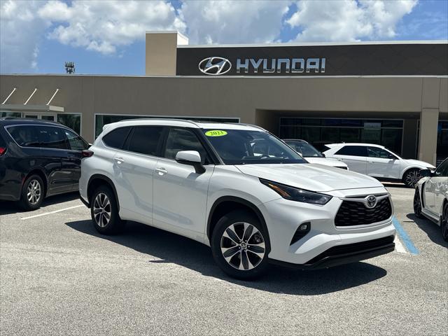 2023 Toyota Highlander XLE for sale in STUART, FL