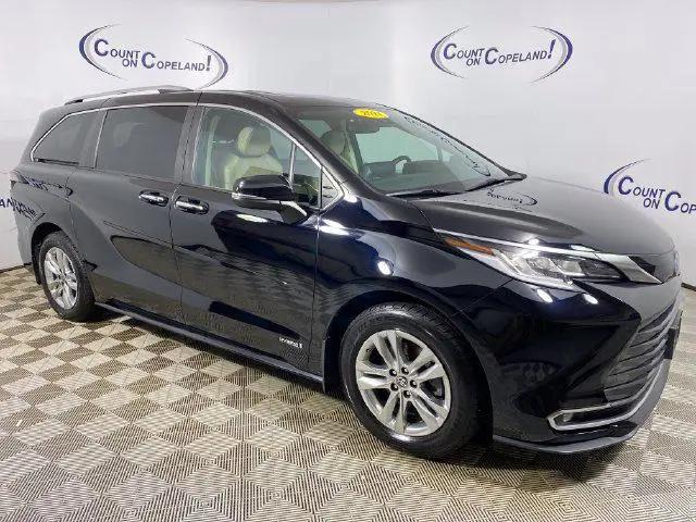 2021 Toyota Sienna Limited for sale in Brockton, MA