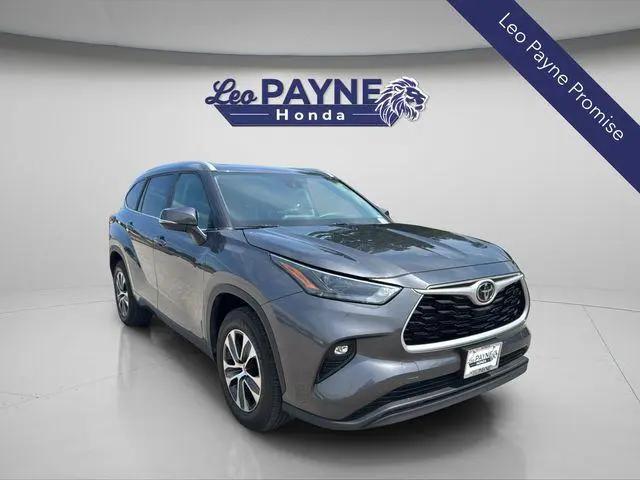 2023 Toyota Highlander XLE for sale in Ballwin, MO