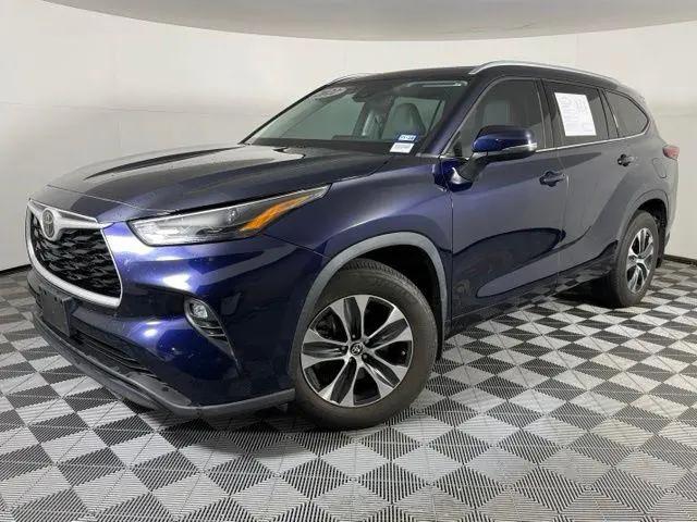 2022 Toyota Highlander XLE for sale in Alpharetta, GA
