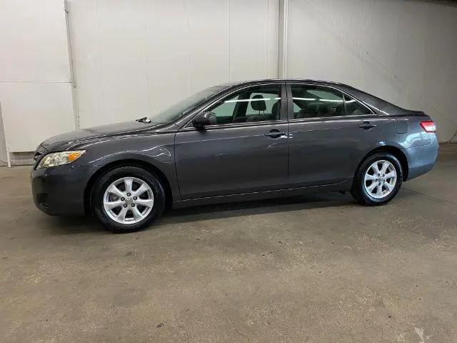 2010 Toyota Camry XLE for sale in La Crosse, WI