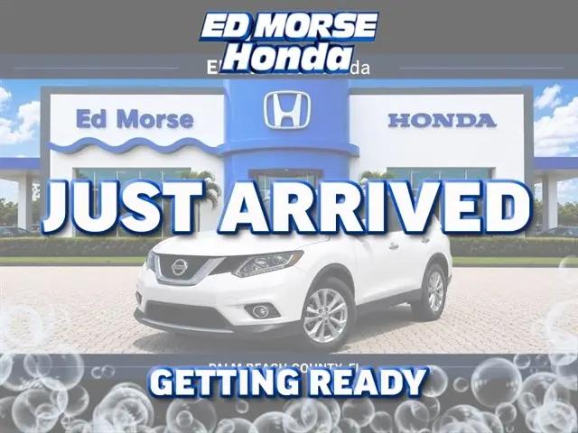 2016 Nissan Rogue SV for sale in Riviera Beach, FL