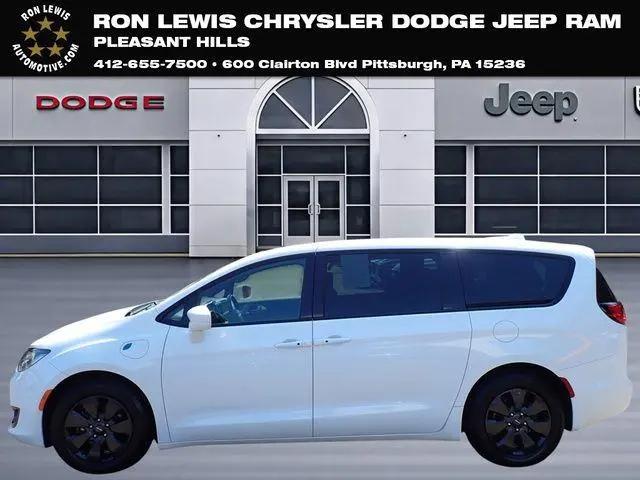 2020 Chrysler Pacifica Hybrid Touring for sale in Pittsburgh, PA