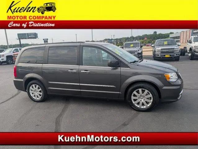2016 Chrysler Town & Country Touring for sale in Rochester, MN