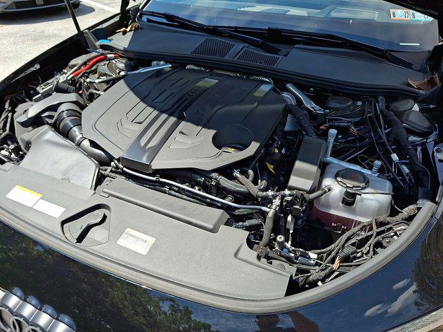2026 Audi A6 Premium Plus quattro S tronic