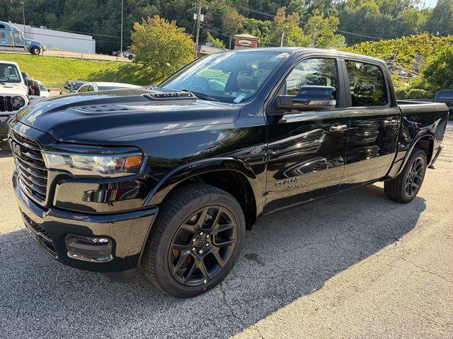2027 RAM Ram 1500 RAM 1500 LARAMIE CREW CAB 4X4 57 BOX