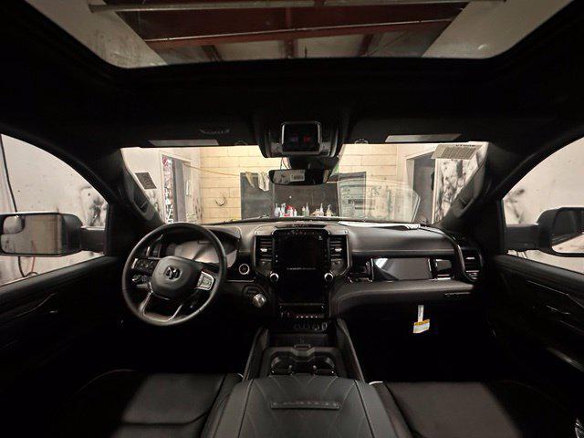 2027 RAM Ram 1500 RAM 1500 LIMITED CREW CAB 4X4 57 BOX 2027 RAM Ram 1500 RAM 1500 LIMITED CREW CAB 4X4 57 BOX