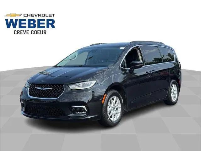 2022 Chrysler Pacifica Touring L for sale in Creve Coeur, MO