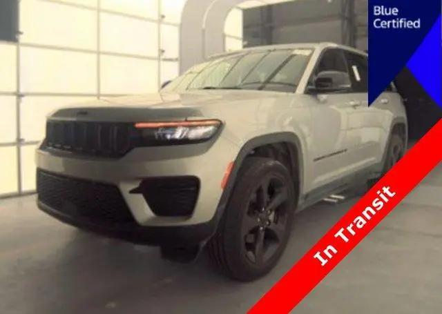 2023 Jeep Grand Cherokee Altitude X 4x4 for sale in Granger, IA