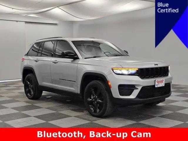 2023 Jeep Grand Cherokee Altitude X 4x4 for sale in Granger, IA