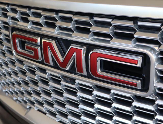 2021 GMC Yukon 4WD Denali