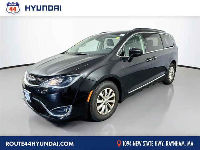 2017 Chrysler Pacifica Touring-L for sale in Raynham, MA