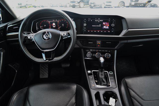 2021 Volkswagen Jetta 1.4T SEL Premium