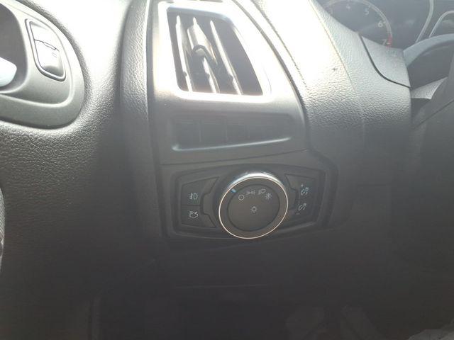 2016 Ford Focus Base