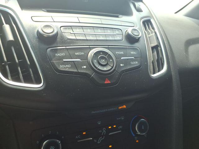 2016 Ford Focus Base