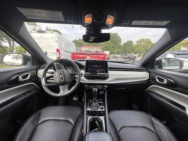 2024 Jeep Compass Limited 4x4 2024 Jeep Compass Limited 4x4
