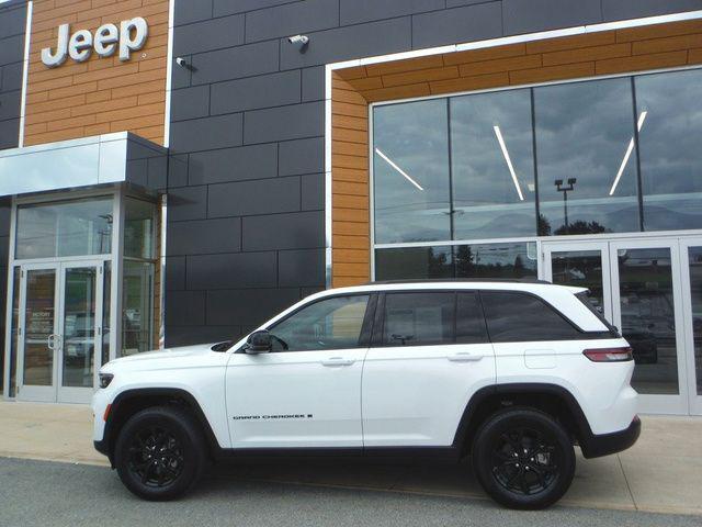 2025 Jeep Grand Cherokee Altitude X 4x4 2025 Jeep Grand Cherokee Altitude X 4x4